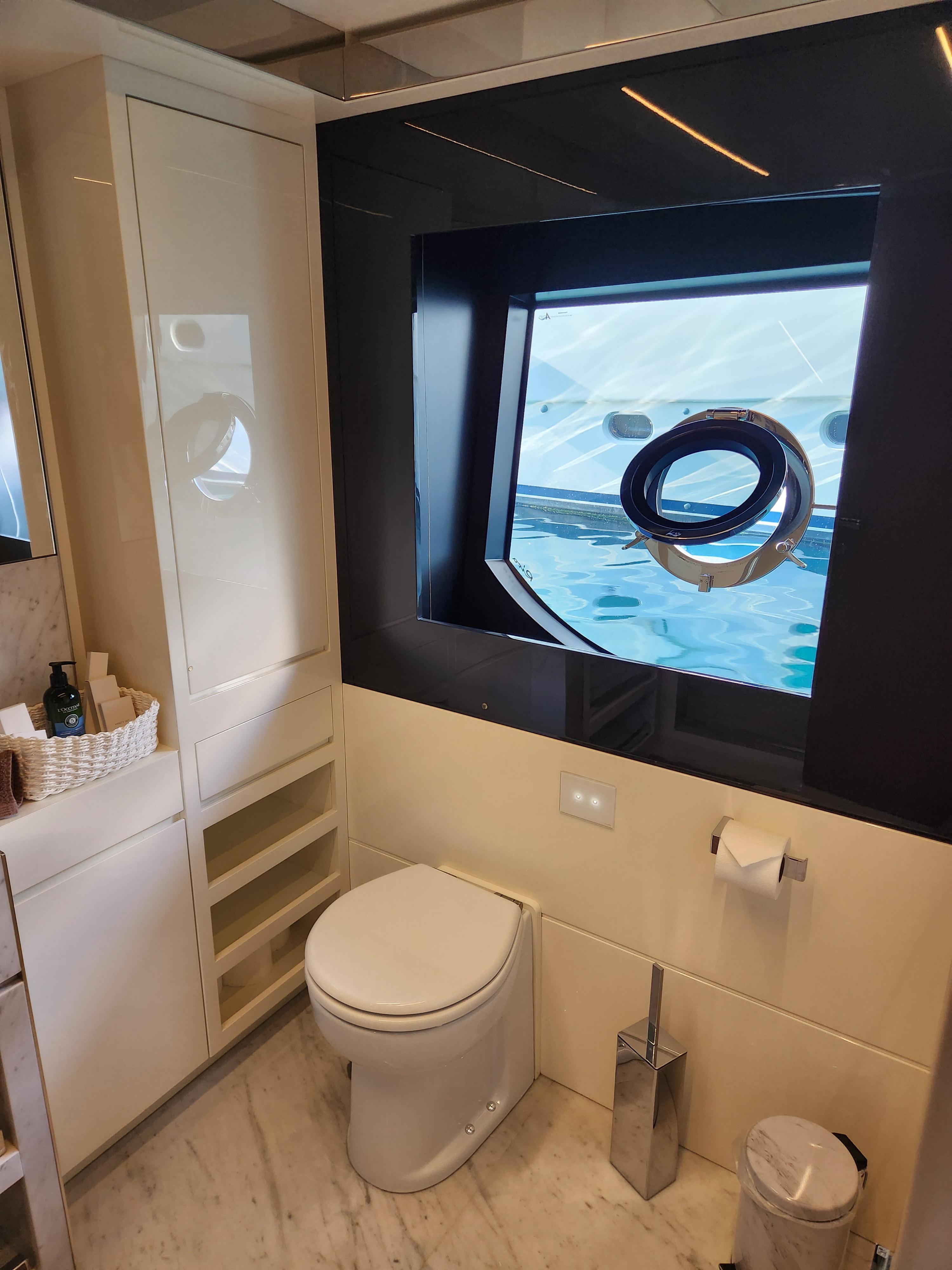 2019 Riva 98 