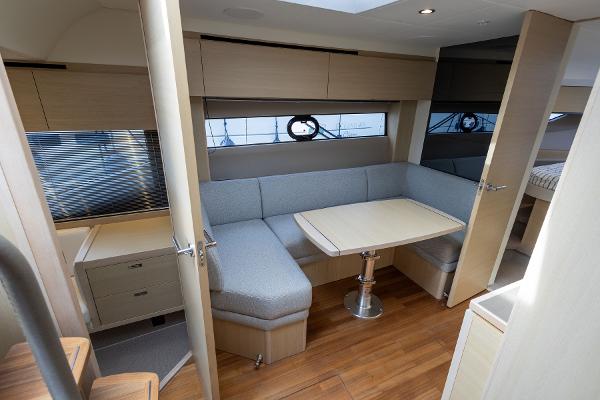 Princess Motor Yacht Sales - Used Princess V40