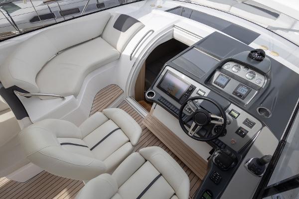 Princess Motor Yacht Sales - Used Princess V40