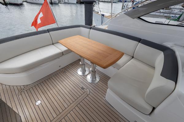 Princess Motor Yacht Sales - Used Princess V40