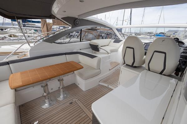 Princess Motor Yacht Sales - Used Princess V40