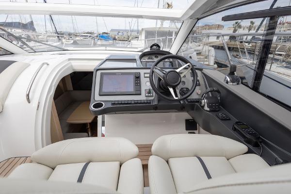 Princess Motor Yacht Sales - Used Princess V40