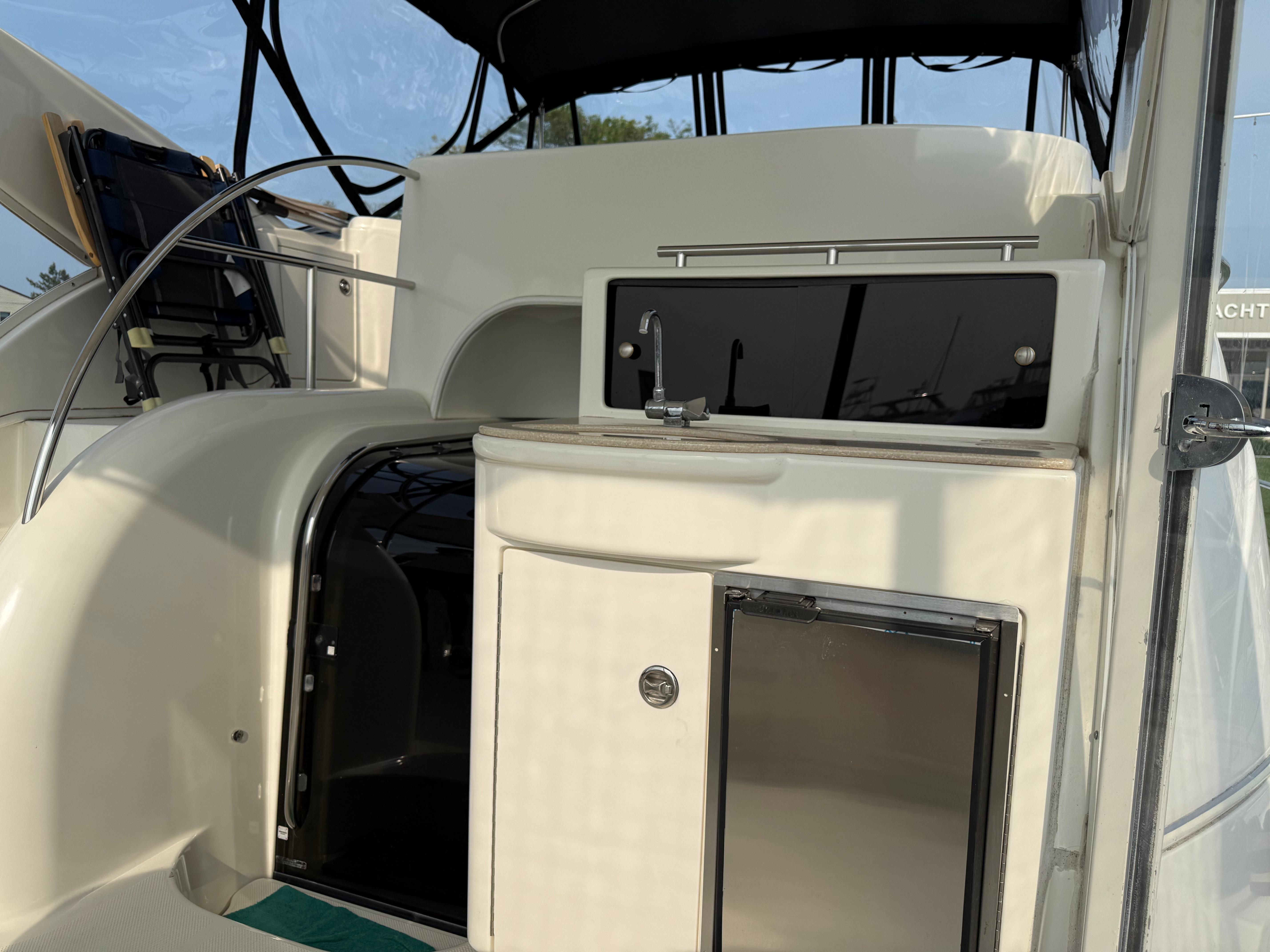 2005-meridian-459-motoryacht-power-9682912-20250606131548590-1_XLARGE