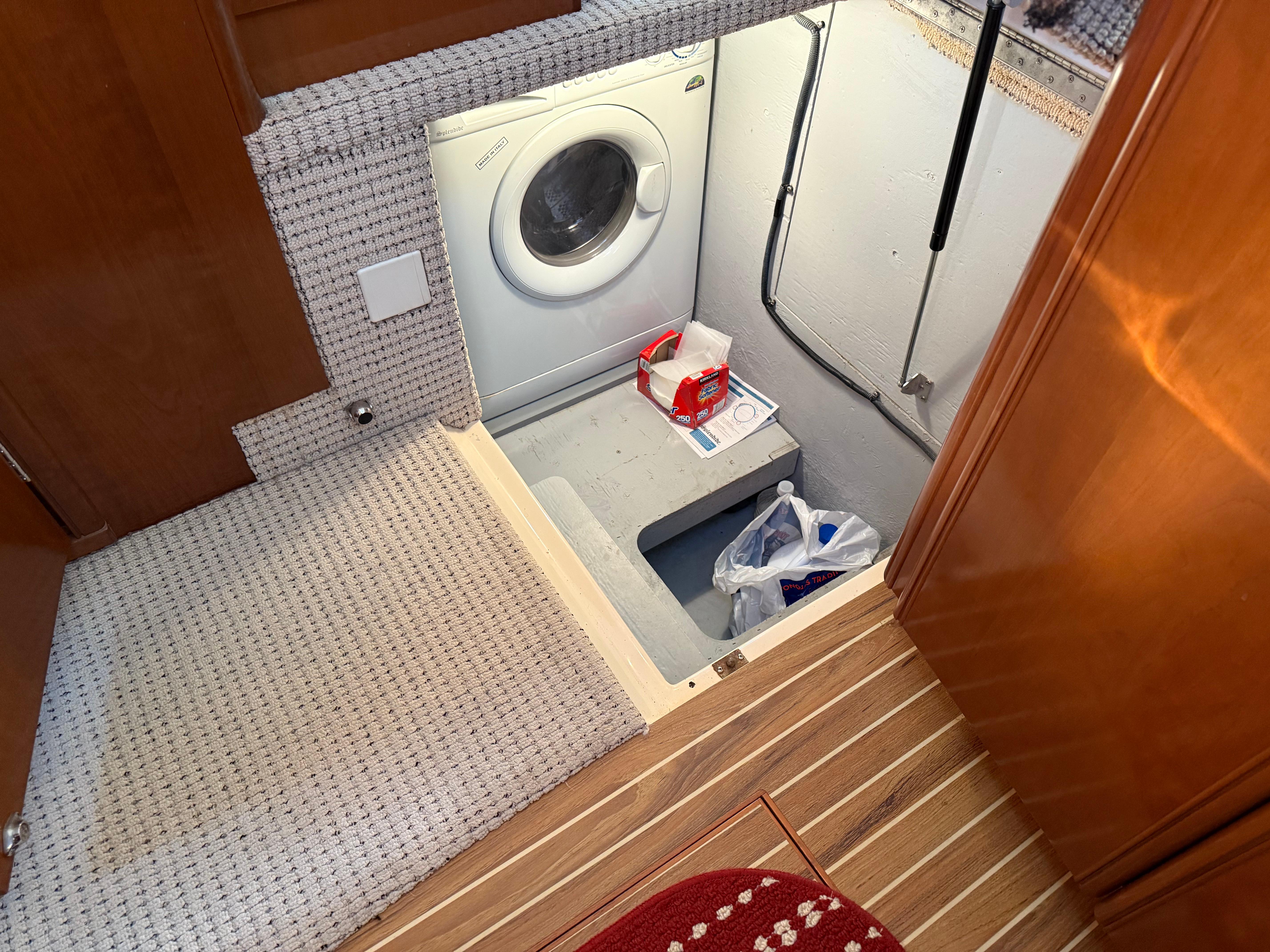 2005-meridian-459-motoryacht-power-9682912-20250606131849724-1_XLARGE