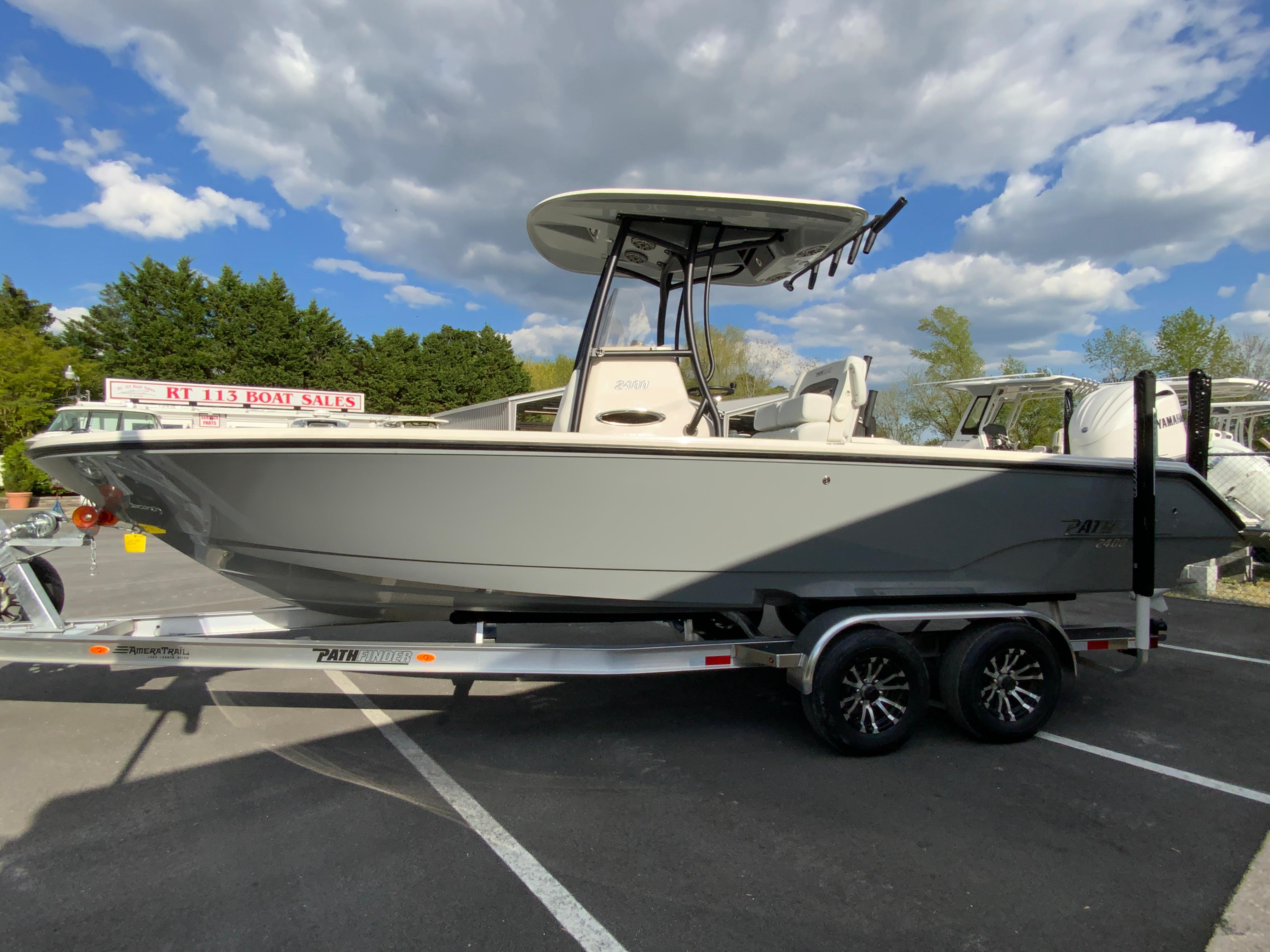 2024 Pathfinder 2400 Open-8