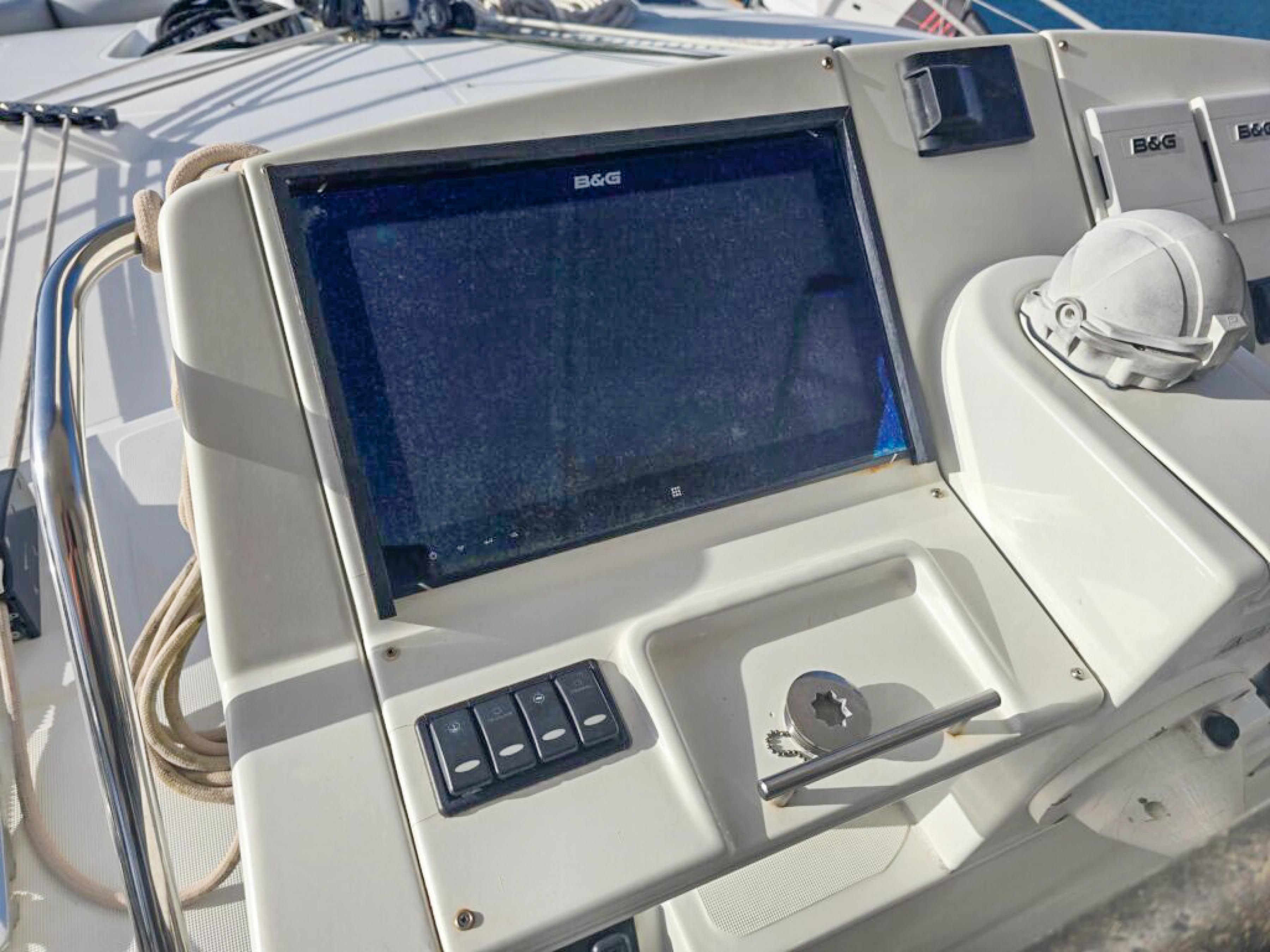 Lagoon-560 S2 2015-Cool Runnings IV SC-US-Control panel of 2015 Lagoon 560 S2 yacht with navigation display and controls.-9782915 | Thumbnail