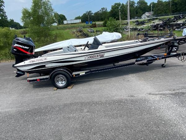2006 Stratos boat for sale, model of the boat is 294XL & Image # 3 of 22