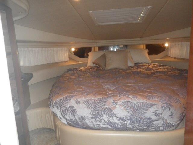 2002 Sea Ray 410 Express Cruiser For Sale | YaZu Yachting | Deltaville