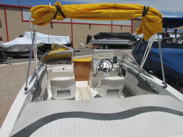 2006 Glastron boat for sale, model of the boat is 195 SX & Image # 6 of 14