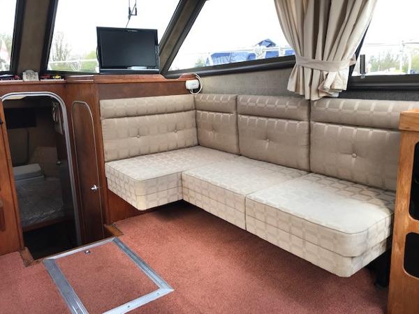 Birchwood 31 Commodore