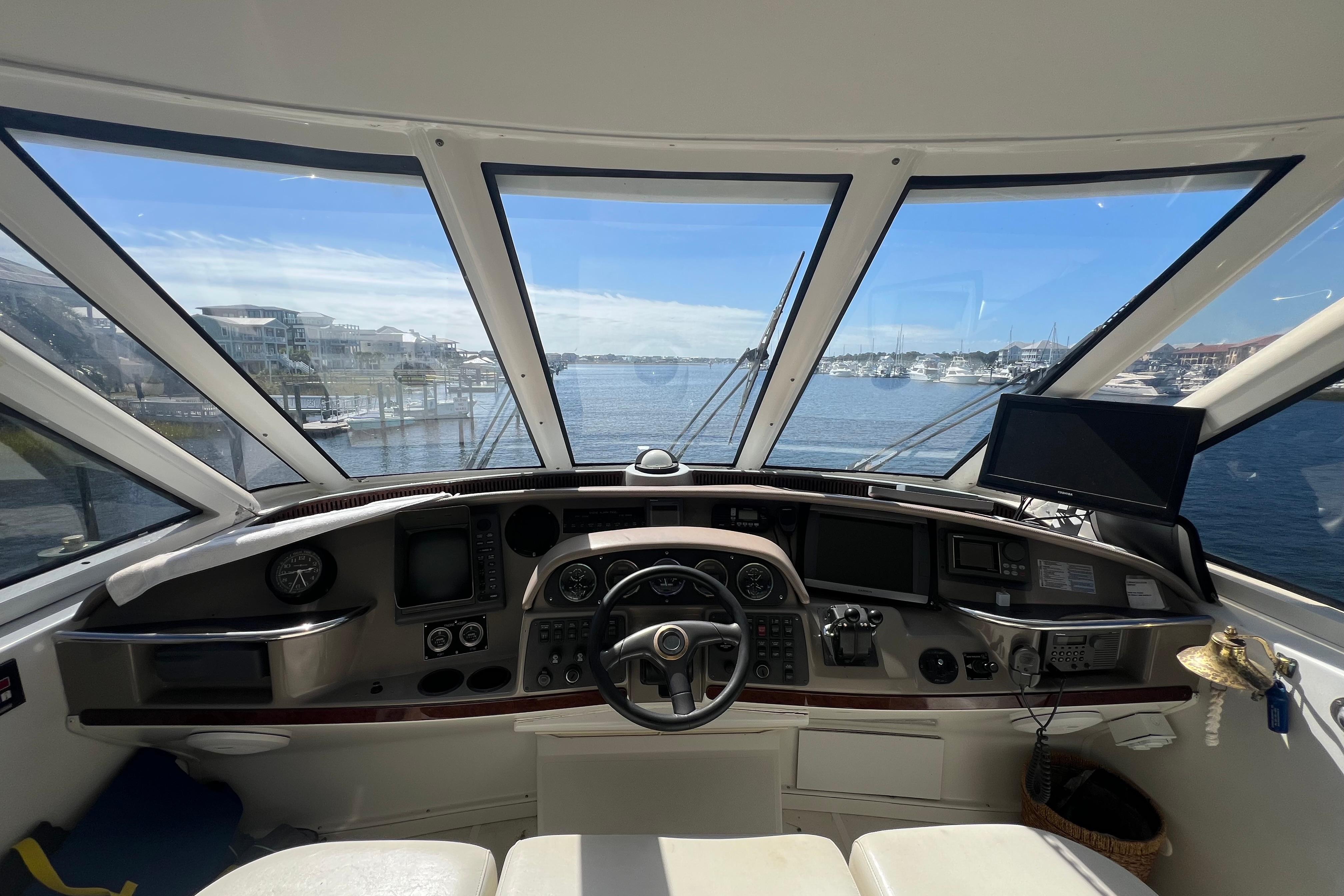 2000 Carver 506 Motor Yacht