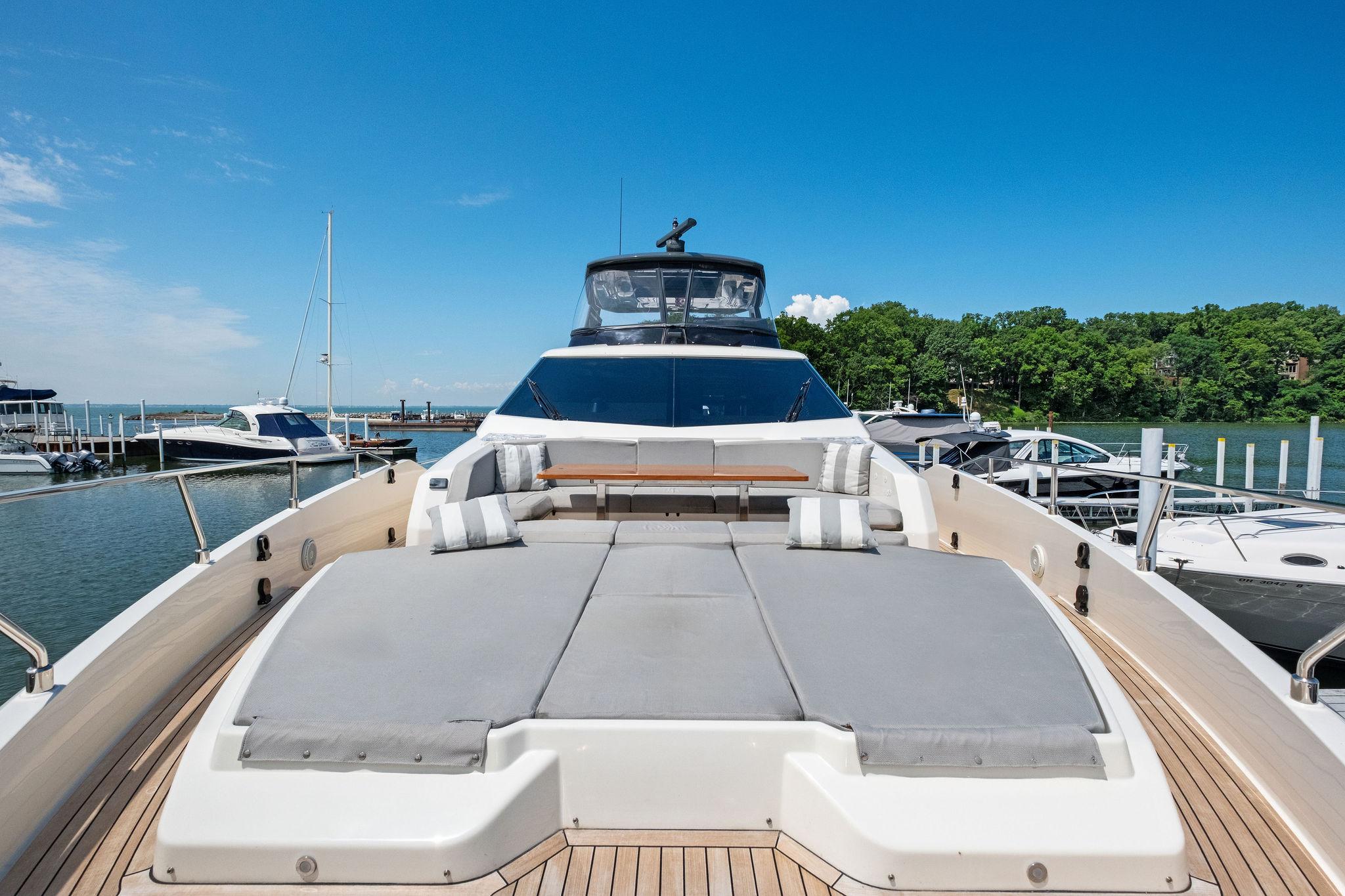 2018 Ferretti Yachts 78 
