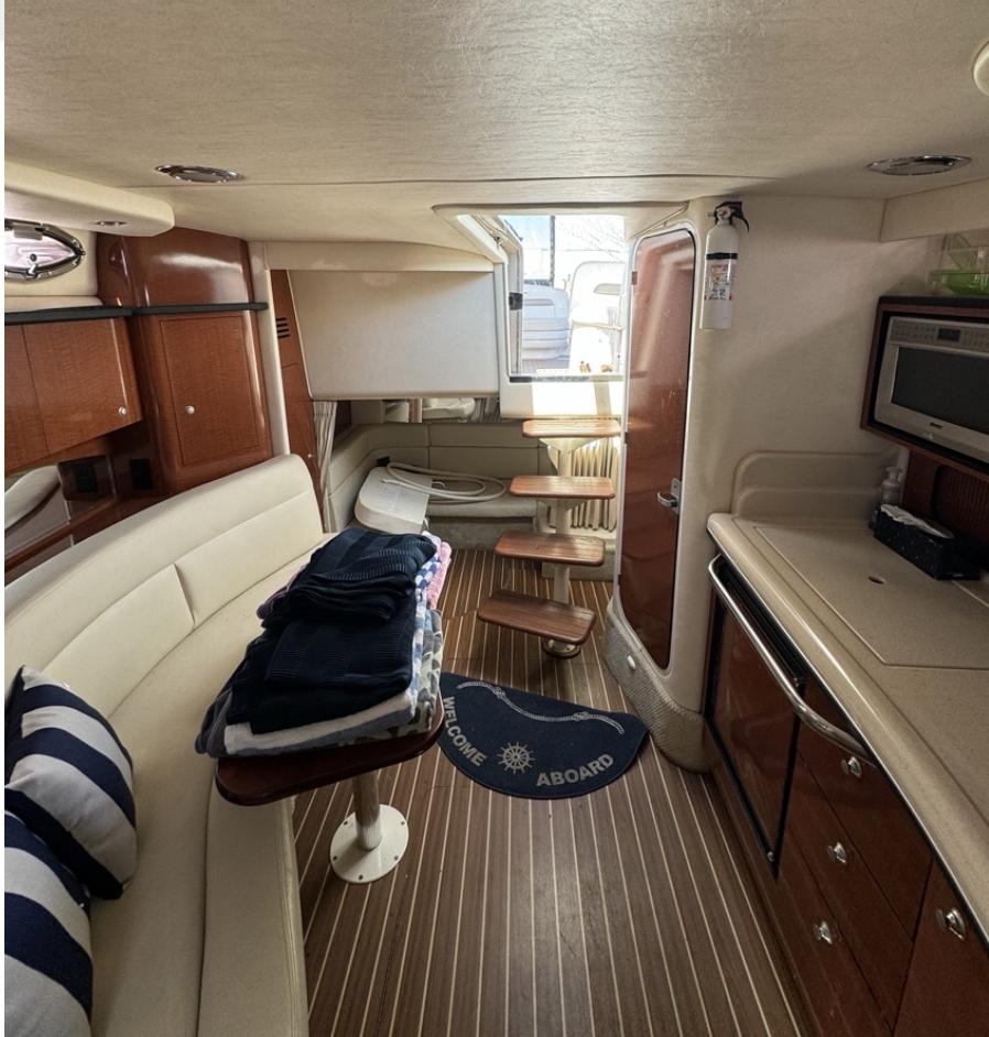 2005-sea-ray-320-sundancer-power-9792931-20250513181648051-1_XLARGE
