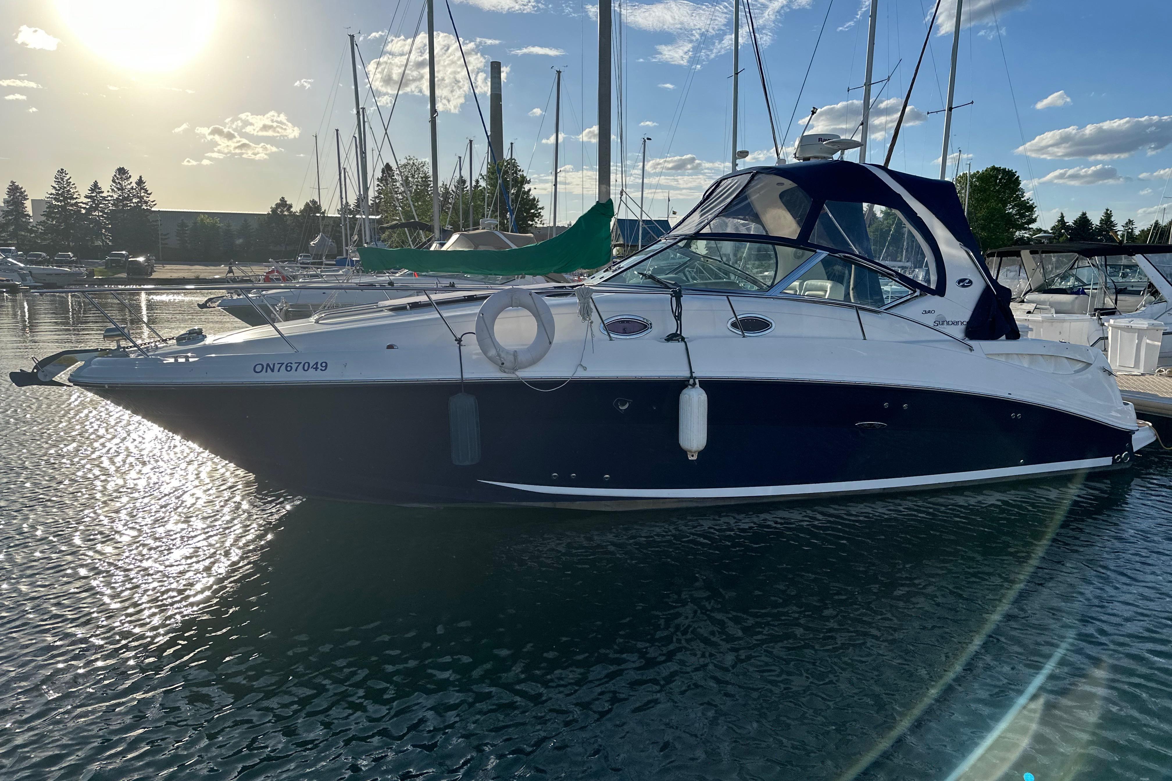 2005-sea-ray-320-sundancer-power-9792931-20250513181655388-1_XLARGE