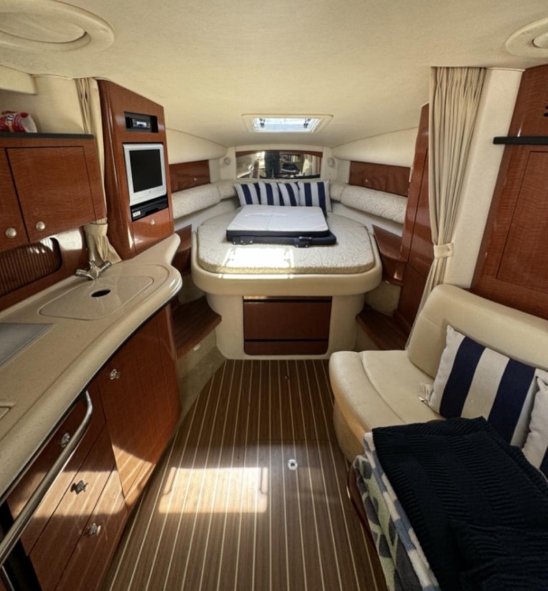 2005-sea-ray-320-sundancer-power-9792931-20250513181804986-1_XLARGE