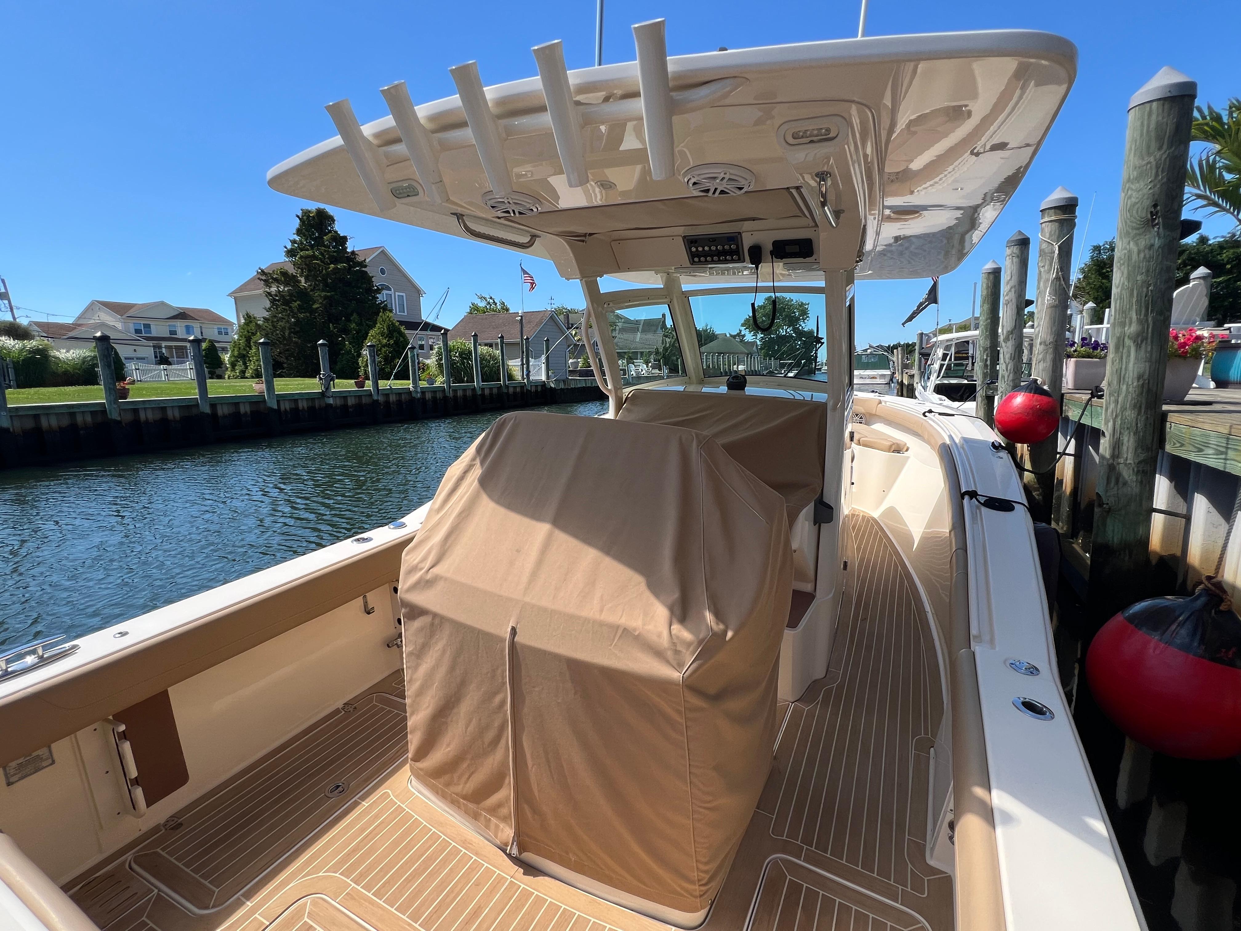 2020 Scout 300 LXF South Jersey Yacht Sales