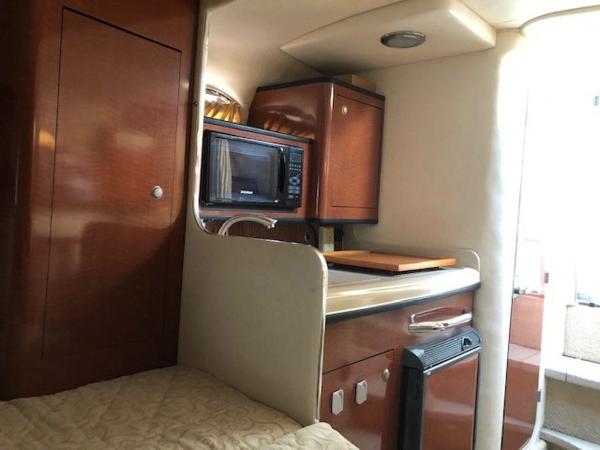 2005 Sea Ray boat for sale, model of the boat is 280 Sundancer & Image # 11 of 15