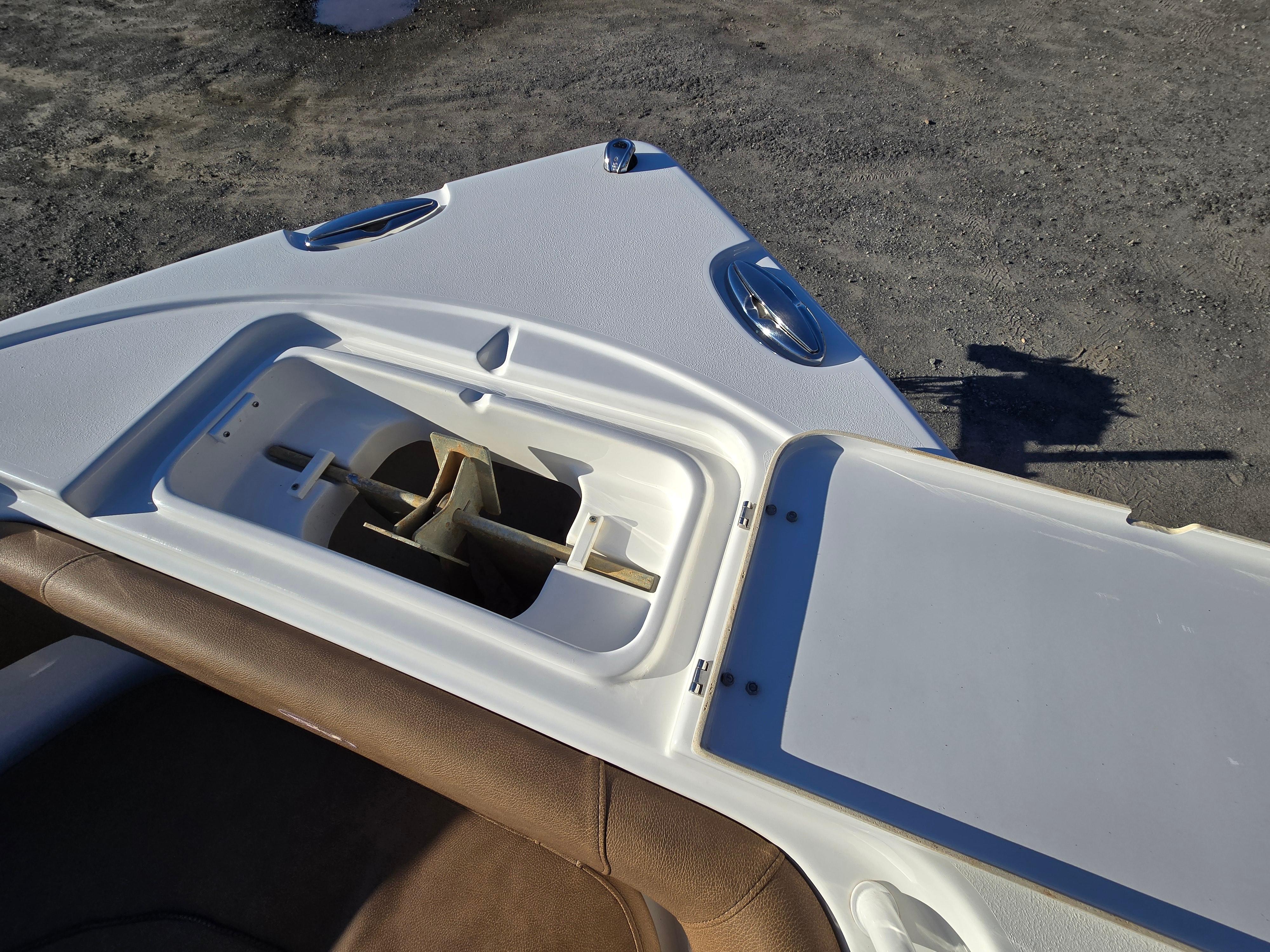 2022-sea-hunt-ultra-255-se-power-9712936-20250312084722025-1_XLARGE
