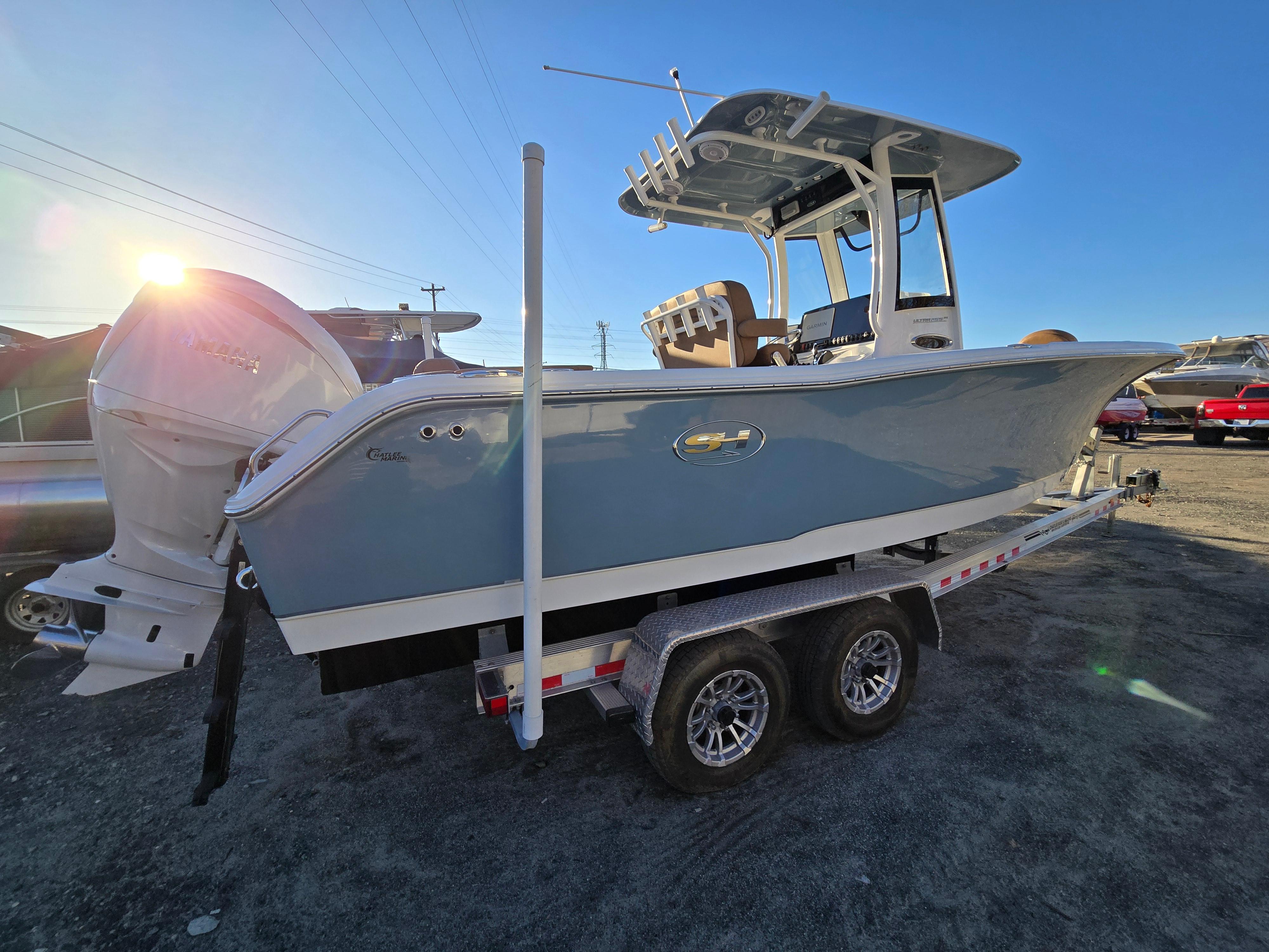 2022-sea-hunt-ultra-255-se-power-9712936-20250312085216496-1_XLARGE