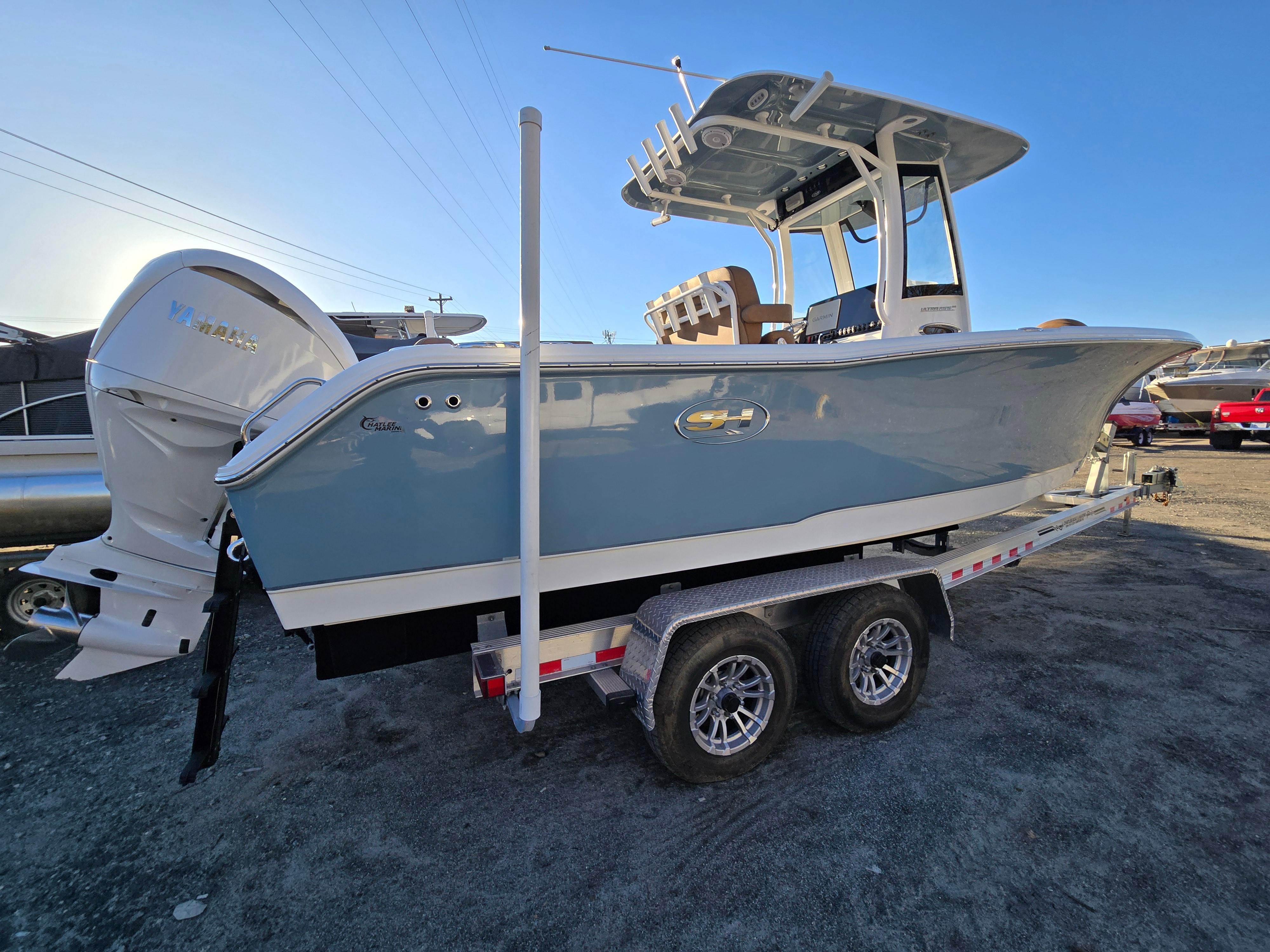 2022-sea-hunt-ultra-255-se-power-9712936-20250312085220453-1_XLARGE