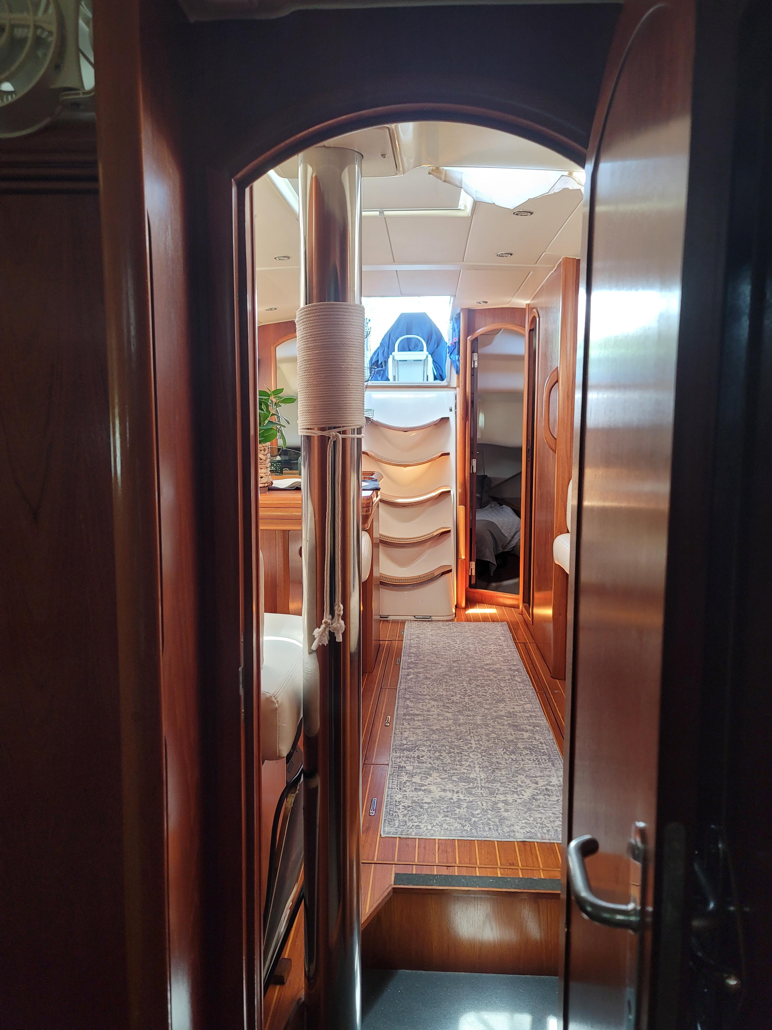 Proxima Yacht Photos Pics 