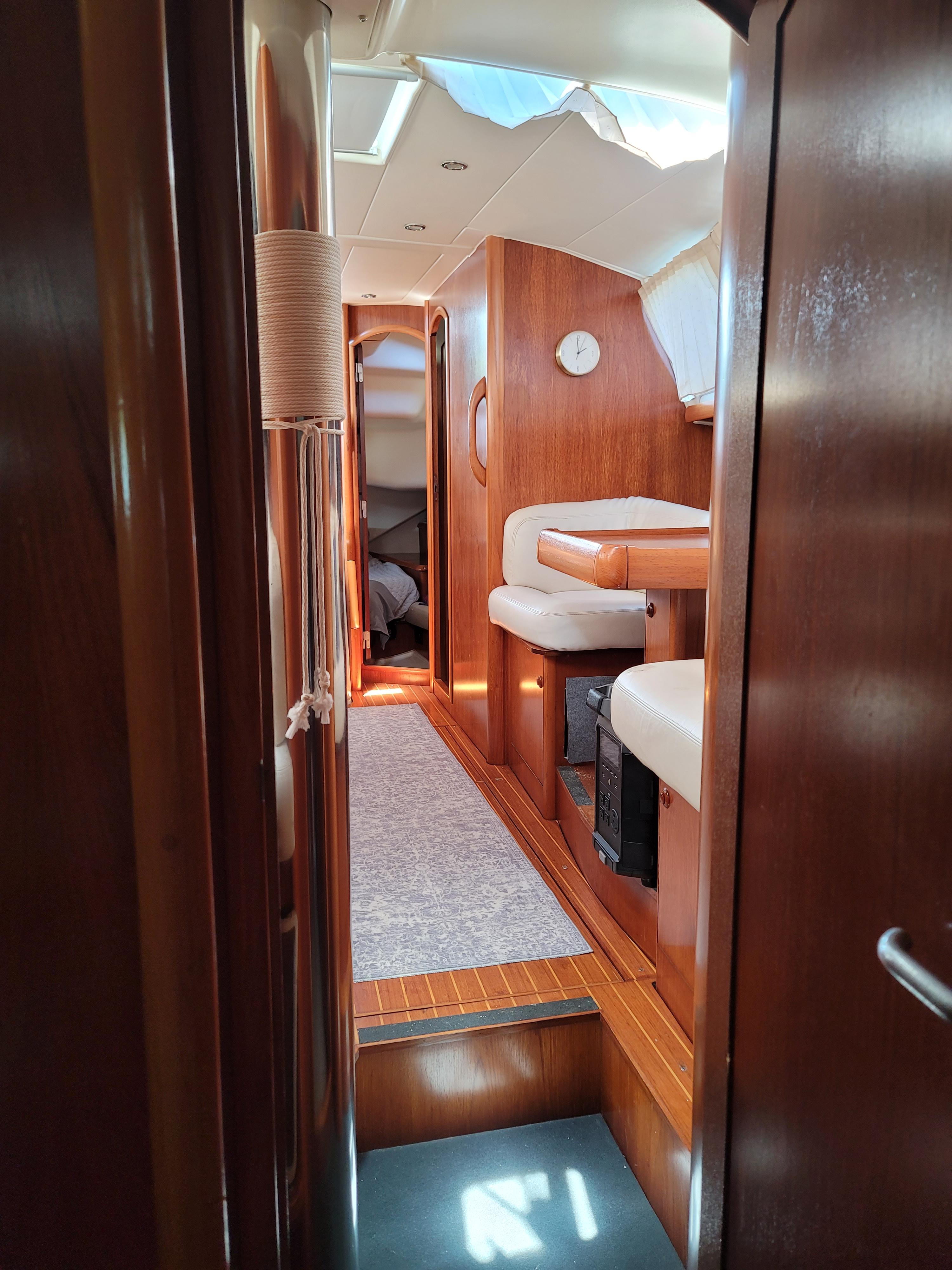 Proxima Yacht Photos Pics 