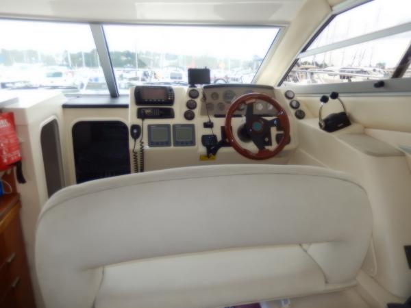 2004 Sealine F34
