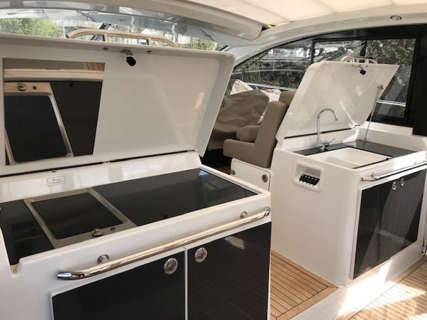 Sealine S450