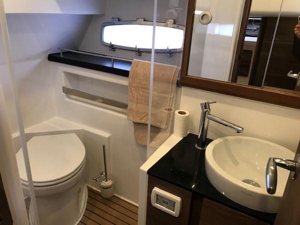 Sealine S450
