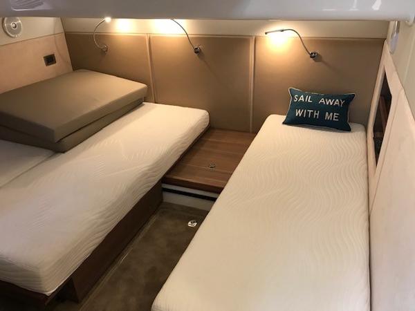 Sealine S450