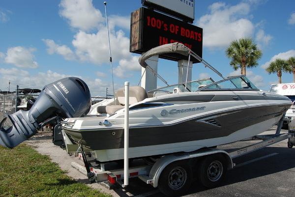2018 Crownline boat for sale, model of the boat is E21 XS & Image # 4 of 13