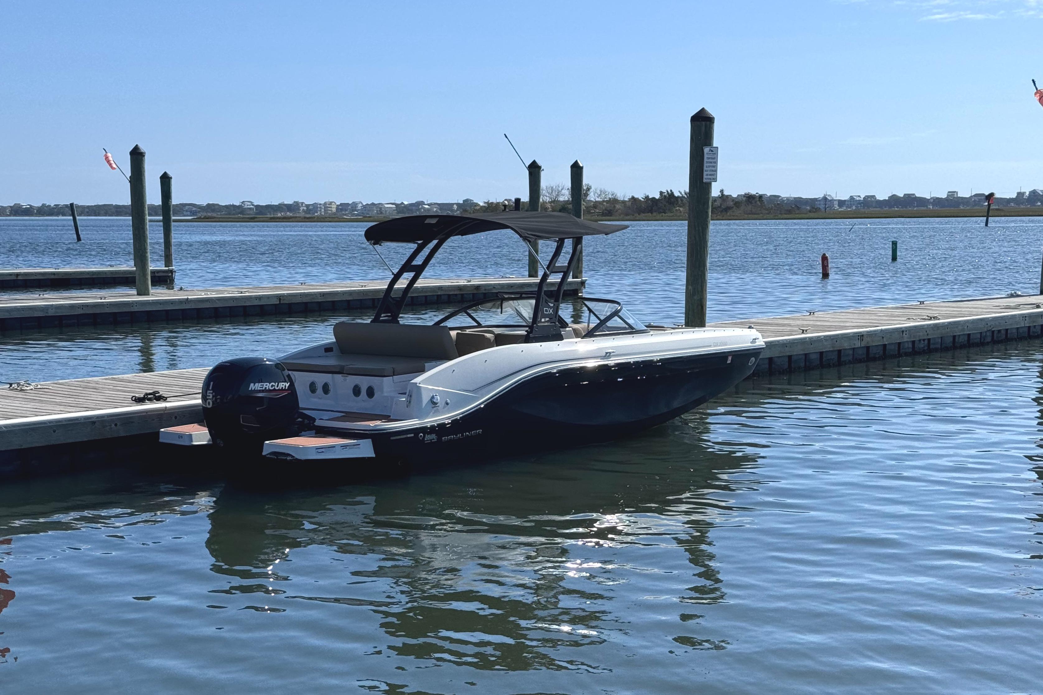 2023 Bayliner DX2000