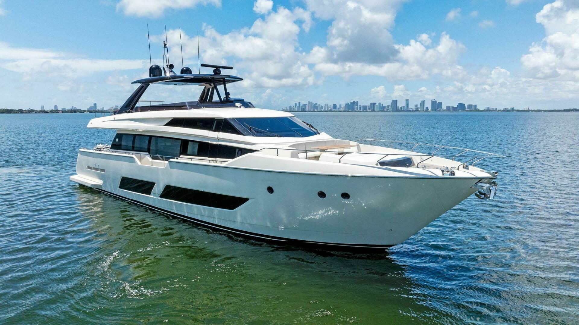 2017 Ferretti 850