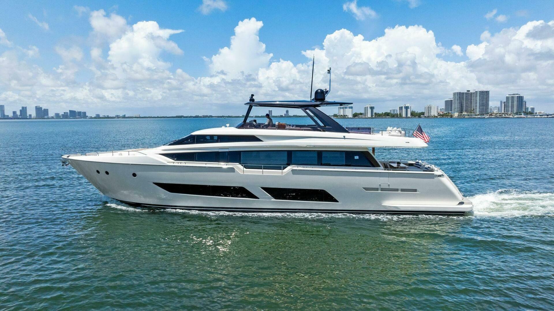 2017 Ferretti 850