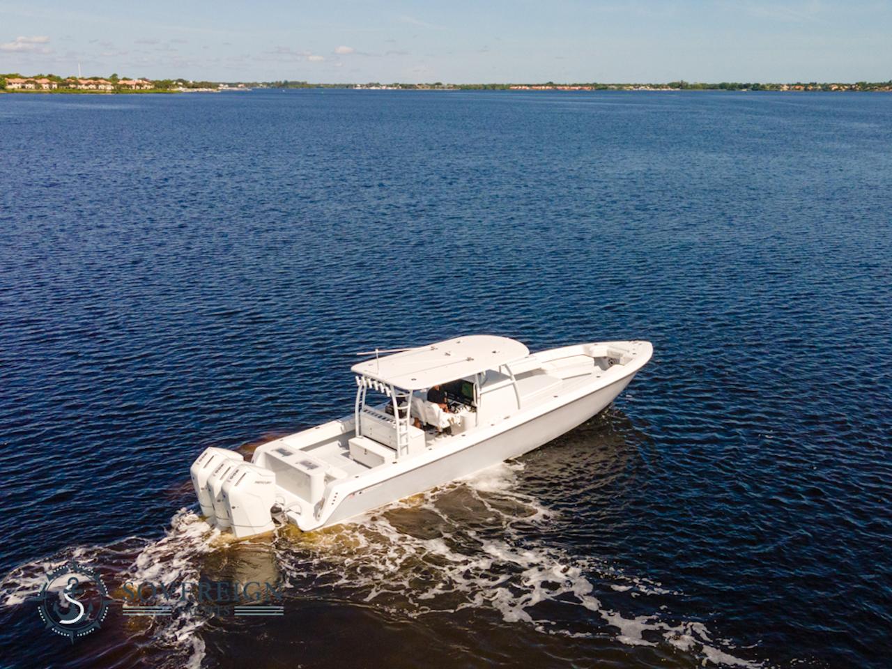 Contender-44 CB 2024-JDJ4C023C324 FL-US-2024 Contender 44 CB boat cruising on open water.-8992982 | Thumbnail