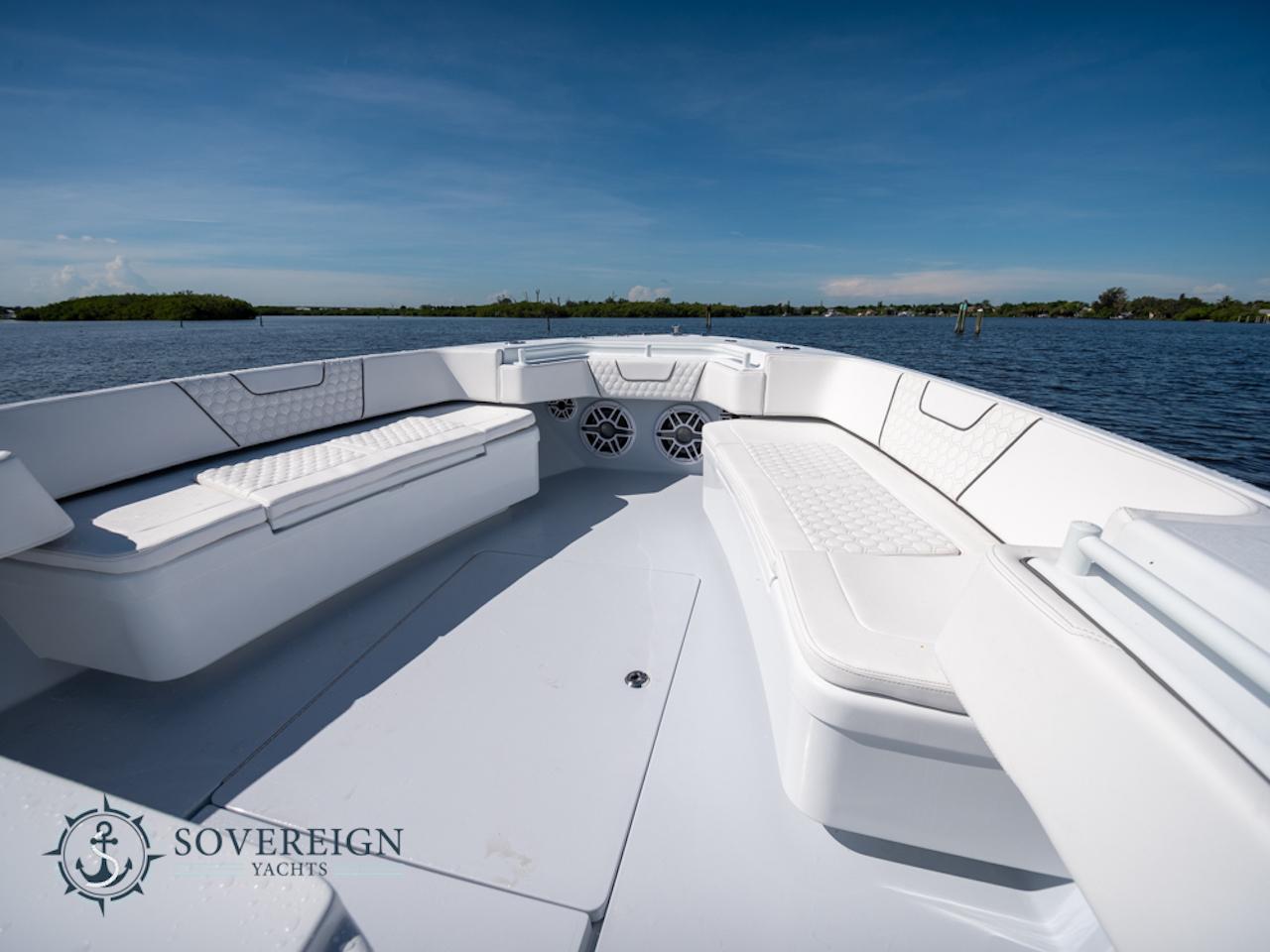 Contender-44 CB 2024-JDJ4C023C324 FL-US-2024 Contender 44 CB boat with spacious seating on calm waters.-8992982 | Thumbnail