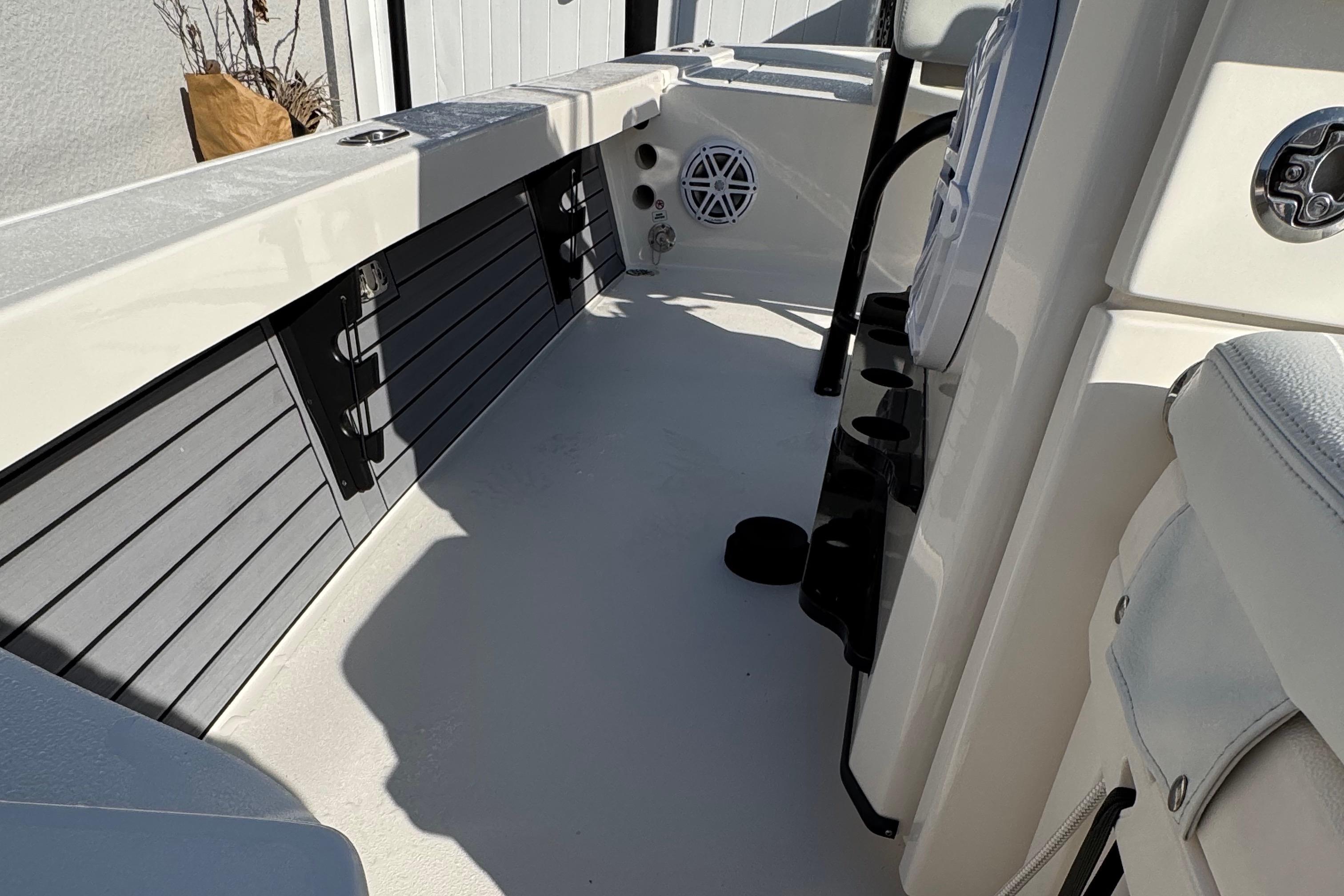 2023-pathfinder-2300-hps-power-9682985-20250214032141792-1_XLARGE