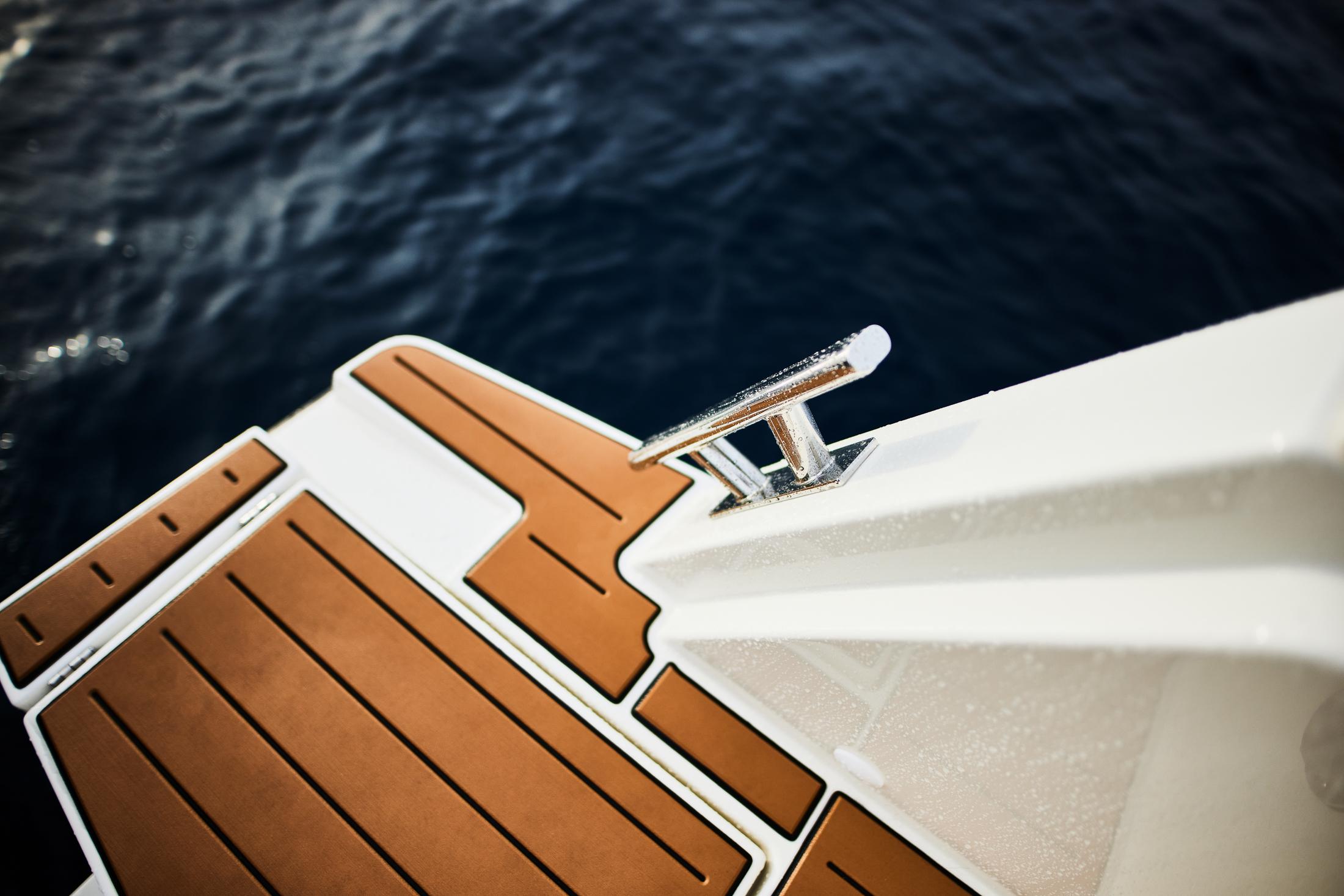Skamander-Sorrento 2025 -FL-US-2025 Skamander Sorrento boat deck with teak flooring, overlooking deep blue ocean.-9722985 | Thumbnail
