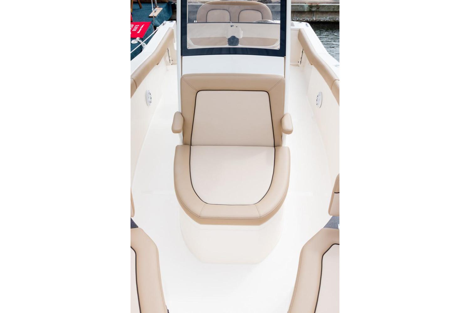 2026 Scout 240 XSF / Mercury 300 - Image 9