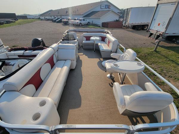 2009 Leisure Island boat for sale, model of the boat is 2225 & Image # 8 of 17