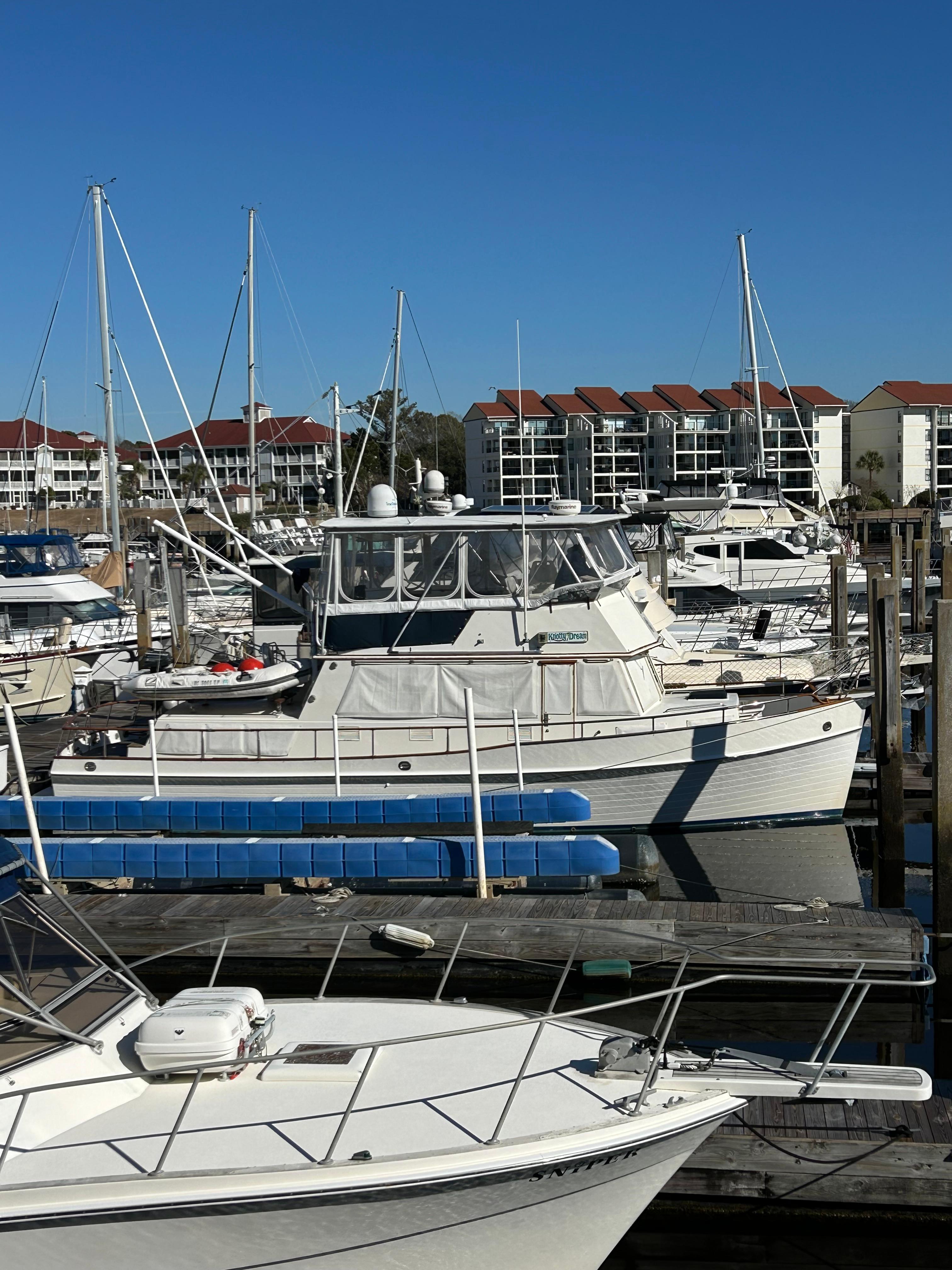 1989 Grand Banks 42 Motoryacht