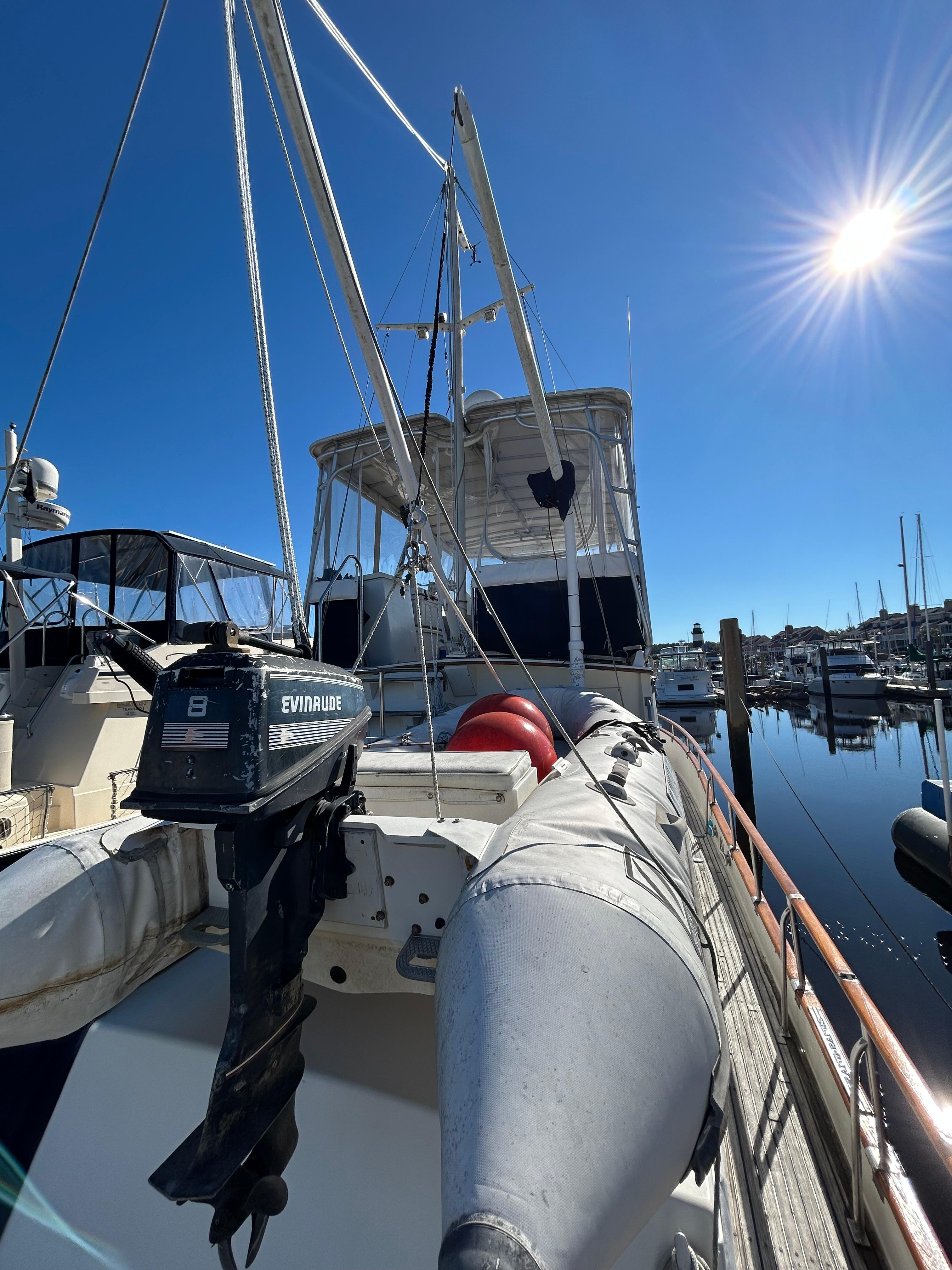 1989 Grand Banks 42 Motoryacht