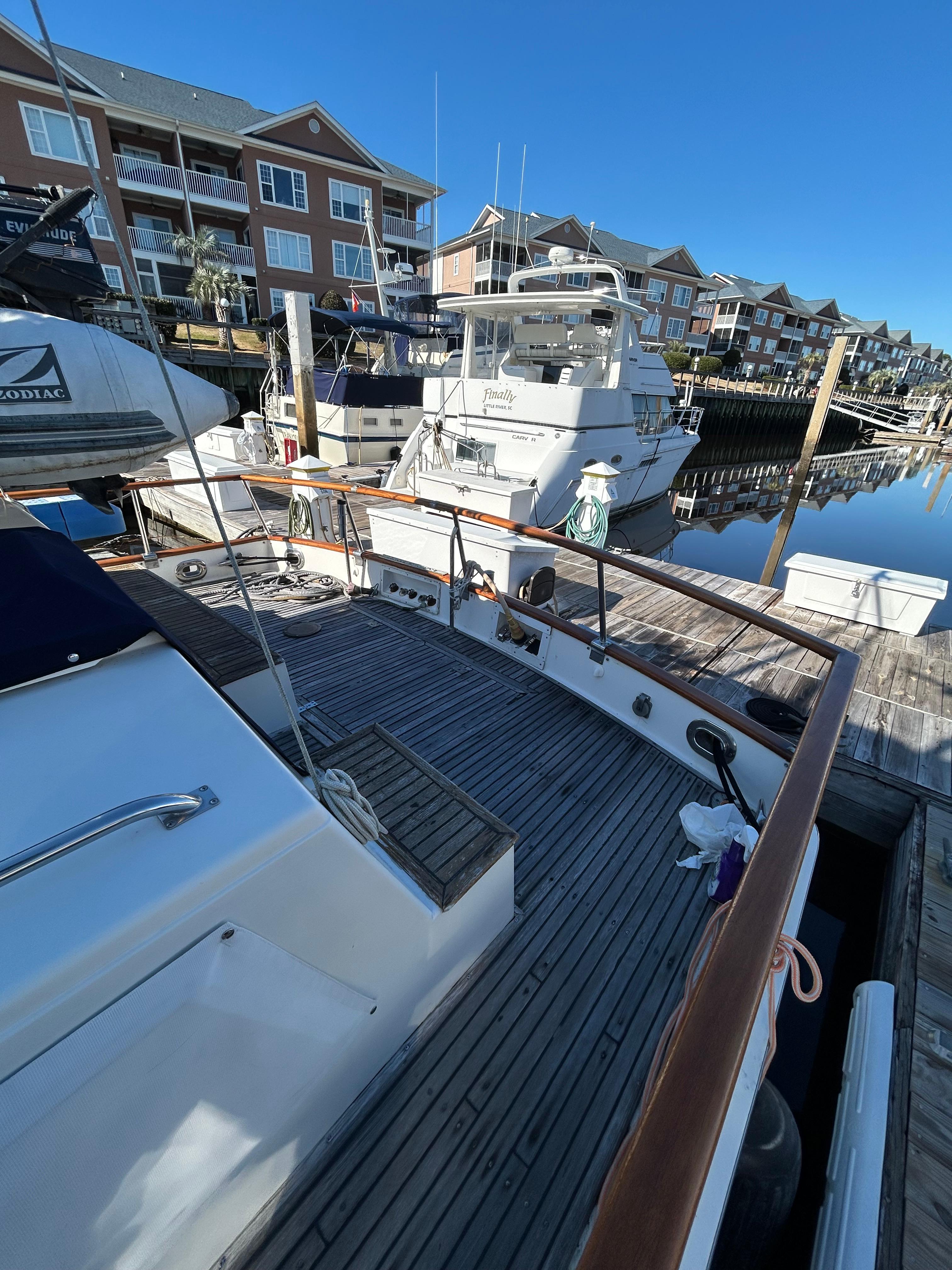 1989 Grand Banks 42 Motoryacht