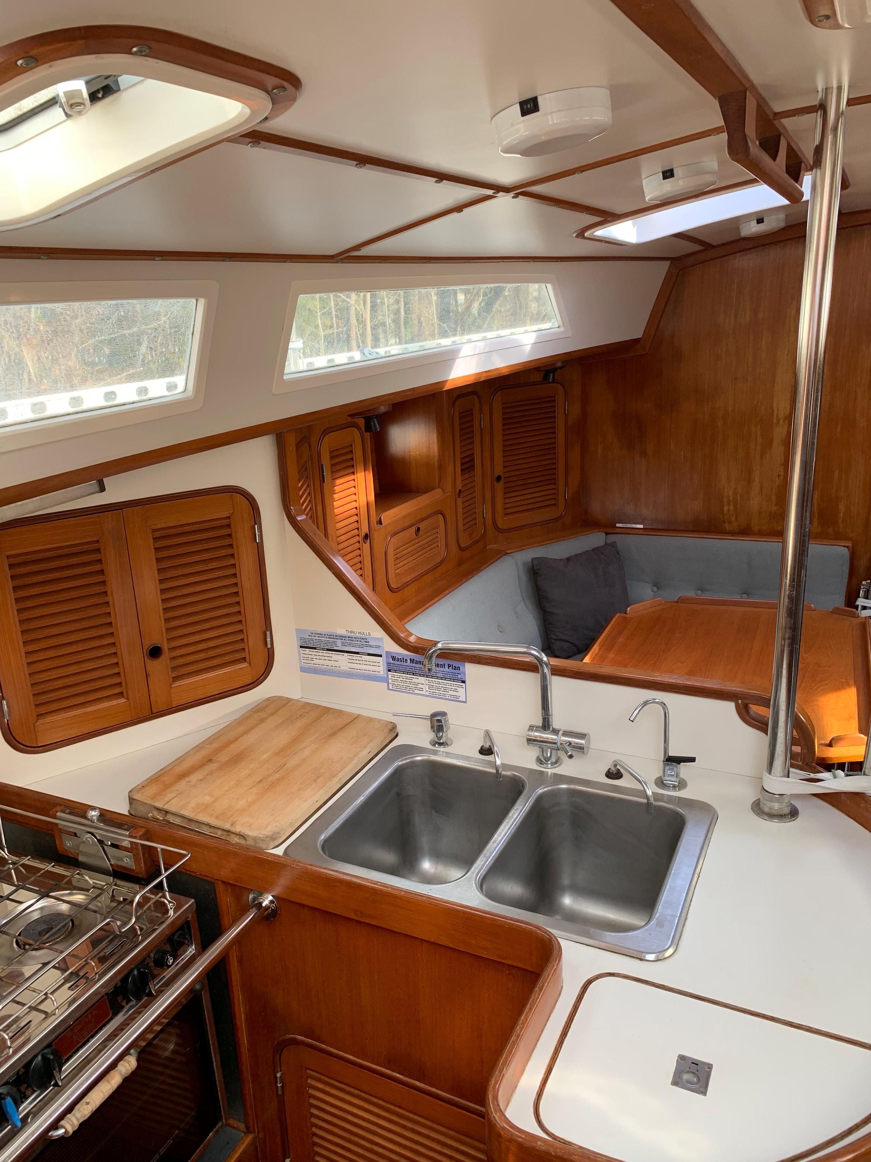 1987 Norseman 400 For Sale | YaZu Yachting | Deltaville