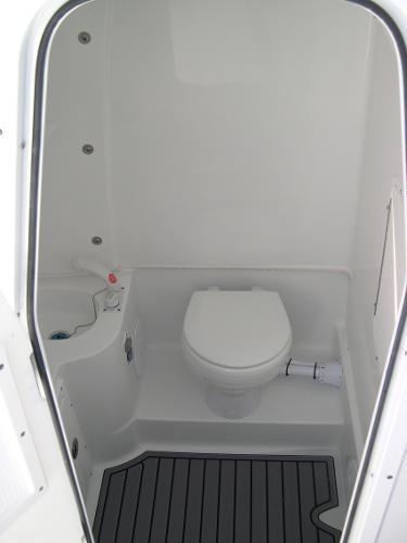Ultra 305 SE Photo 24