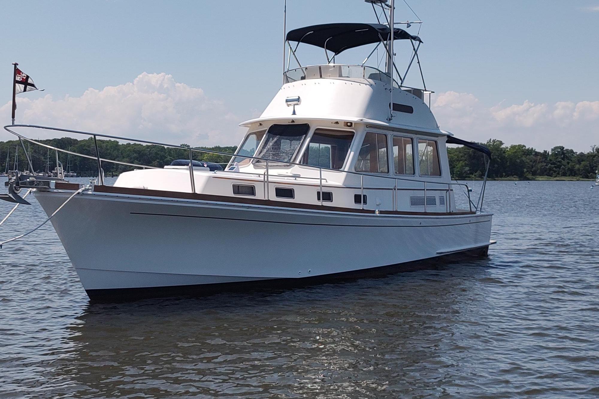 yacht-image