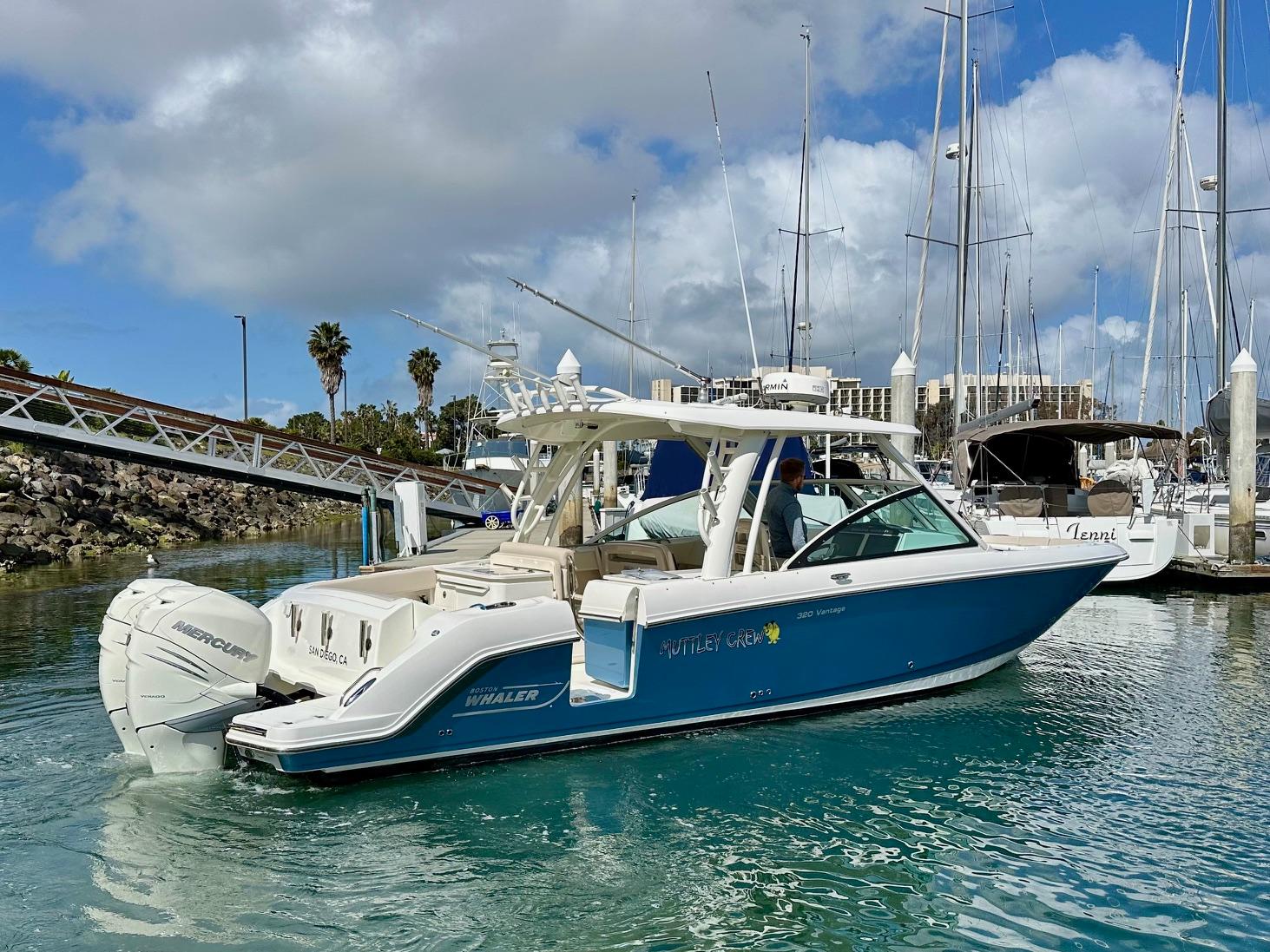 2016 Boston Whaler 320 Vantage #TBJRP0026F inventory image at Sun Country Marine Group, San Diego Harbor Island 2016 Boston Whaler 320 Vantage #TBJRP0026F inventory image at Sun Country Marine Group, San Diego Harbor Island