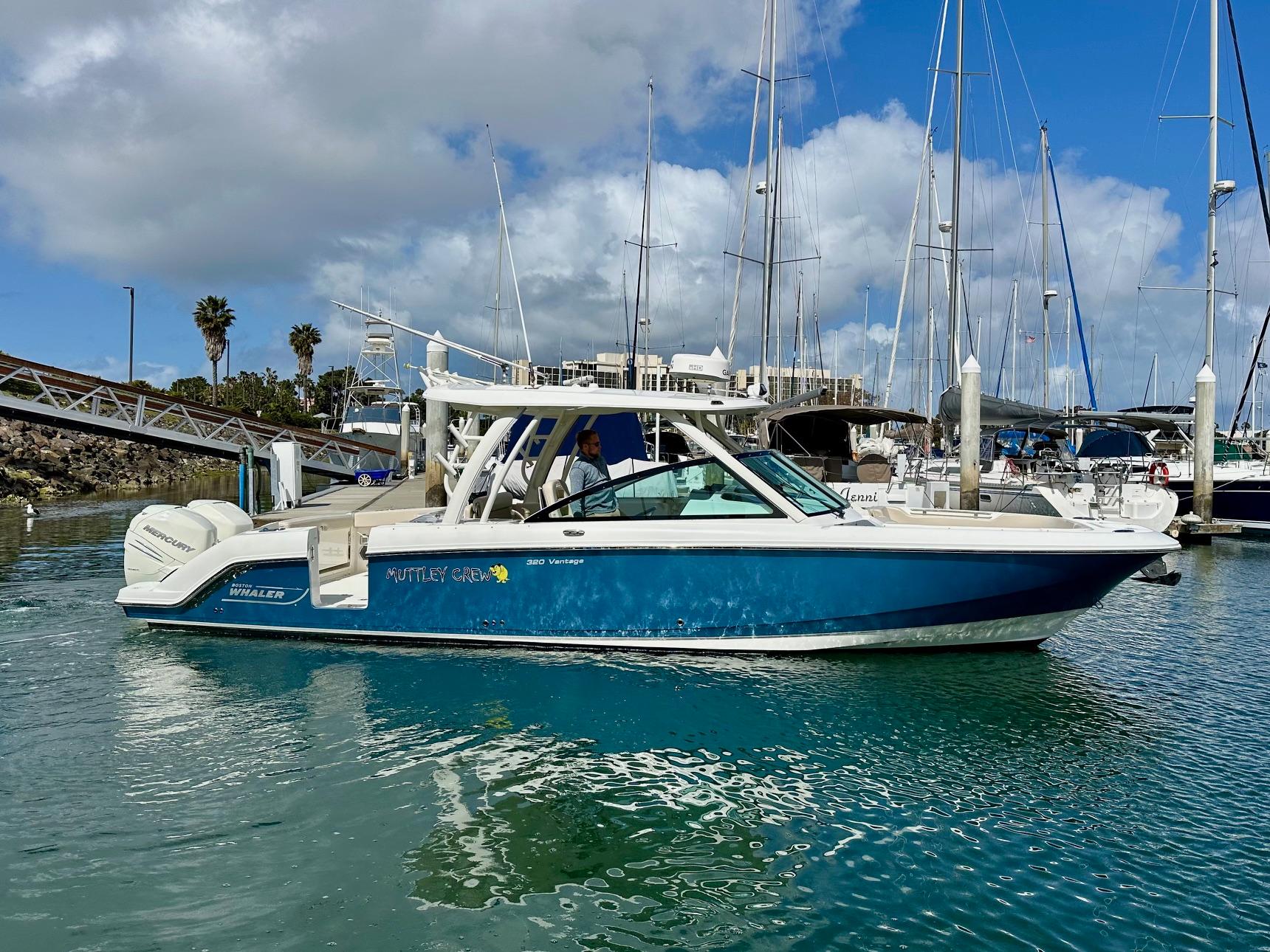 2016 Boston Whaler 320 Vantage #TBJRP0026F inventory image at Sun Country Marine Group, San Diego Harbor Island 2016 Boston Whaler 320 Vantage #TBJRP0026F inventory image at Sun Country Marine Group, San Diego Harbor Island