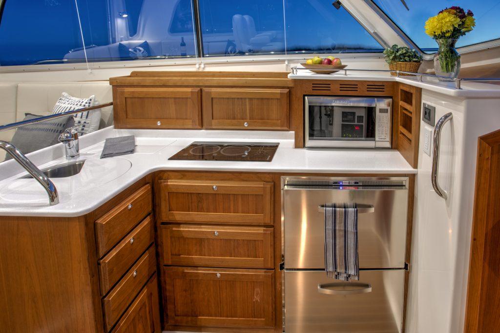 37 ft Back Cove 372 Galley