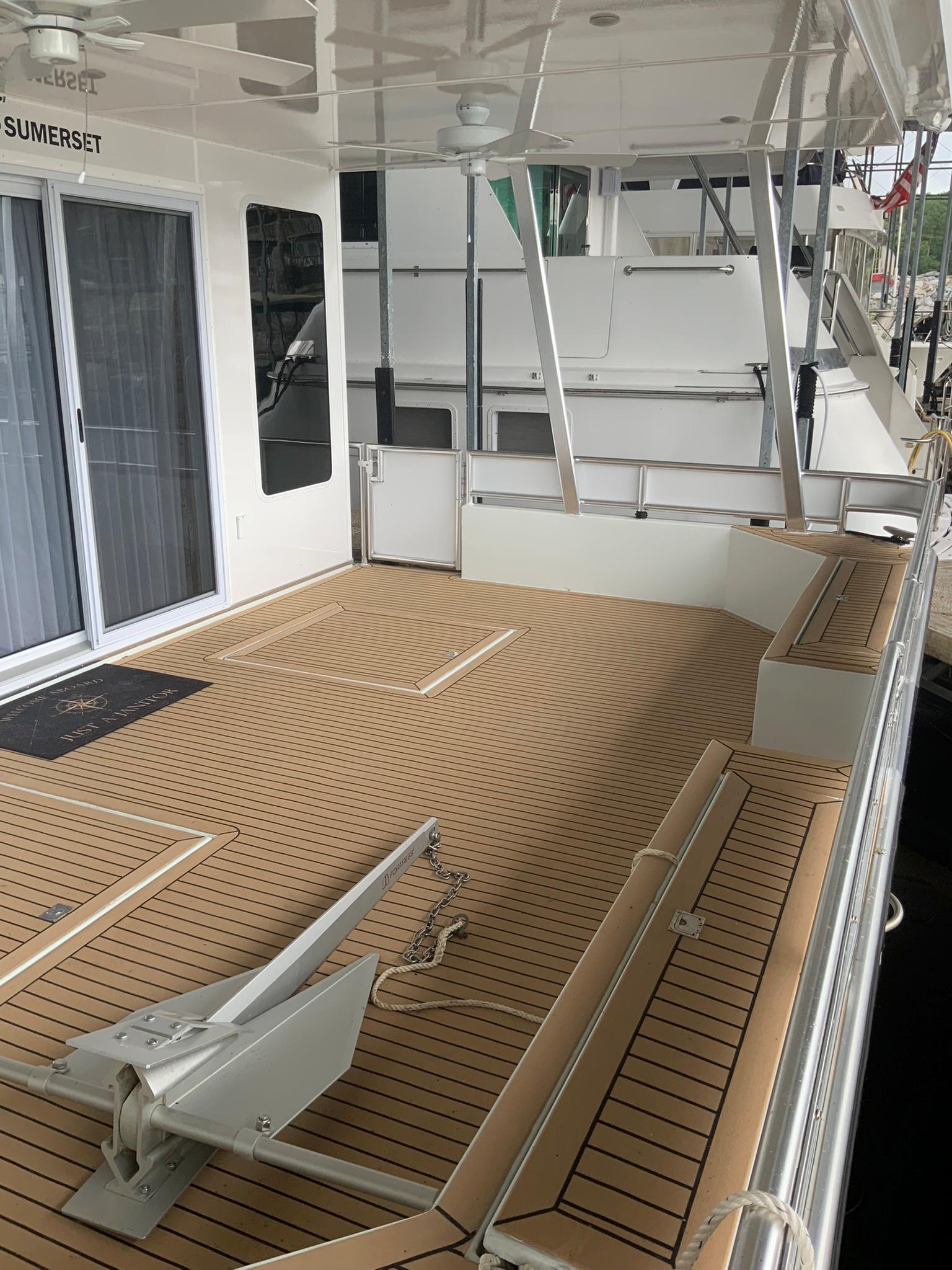 Yacht for Sale 79 Sumerset Yachts Iuka, MS Denison Yacht Sales